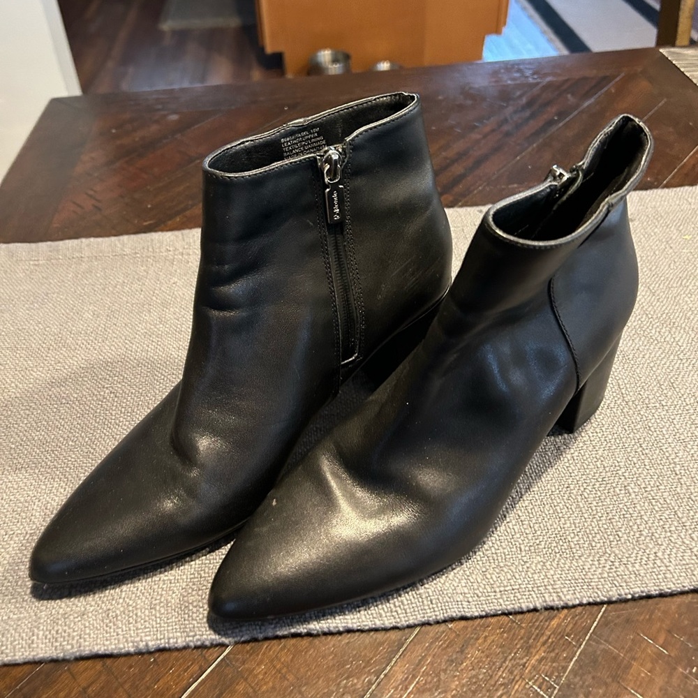 Waterproof leather boot.. 3 inch heel